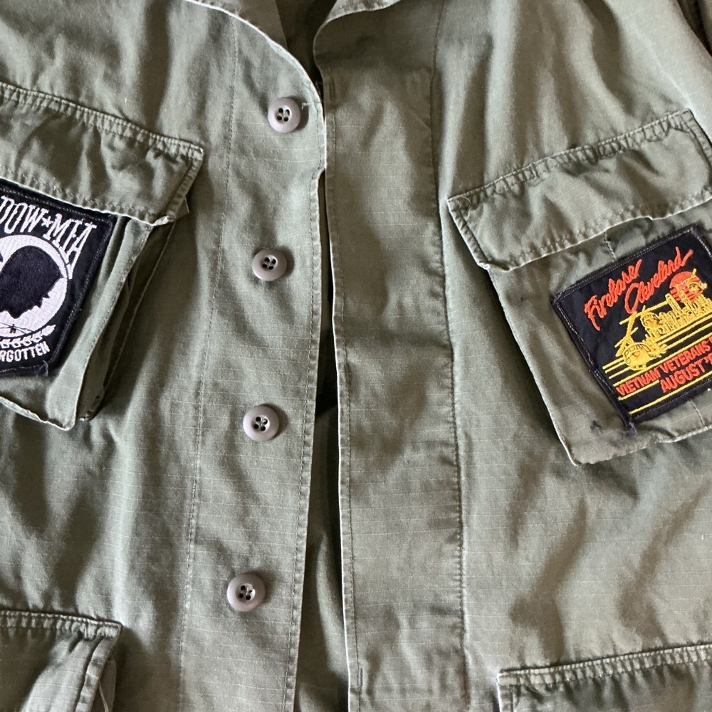 VTG Real Vietnam Slant Pocket Jungle Fatigue, M-65 Field Jacket, Patched, M - Picture 6 of 11